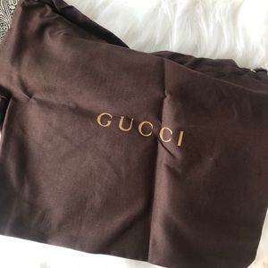 Black Gucci Belt size 36-38 NWT